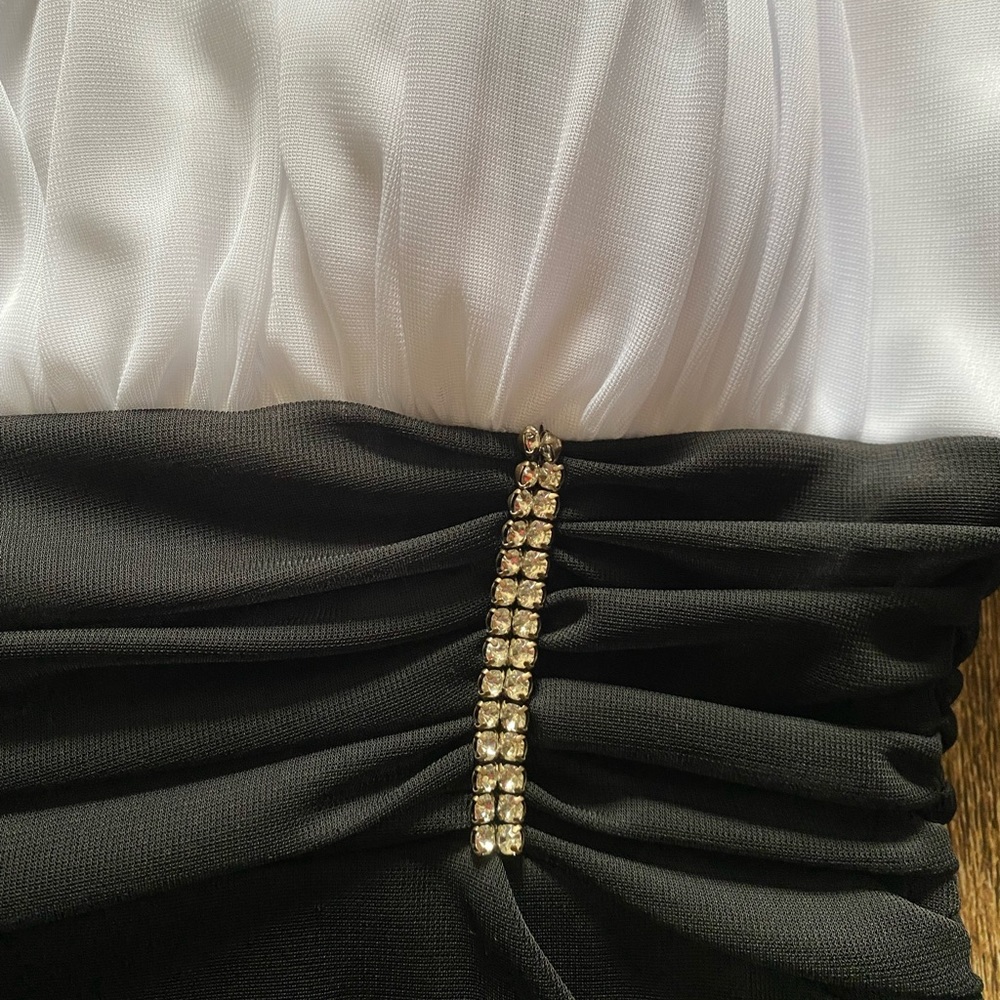 BETSY & ADAM by Linda Bernell maxi prom/wedding dress - Picture 4 of 13